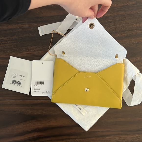 THE ROW Small Yellow Leather Envelope crossbody Bag - Picture 3 of 10